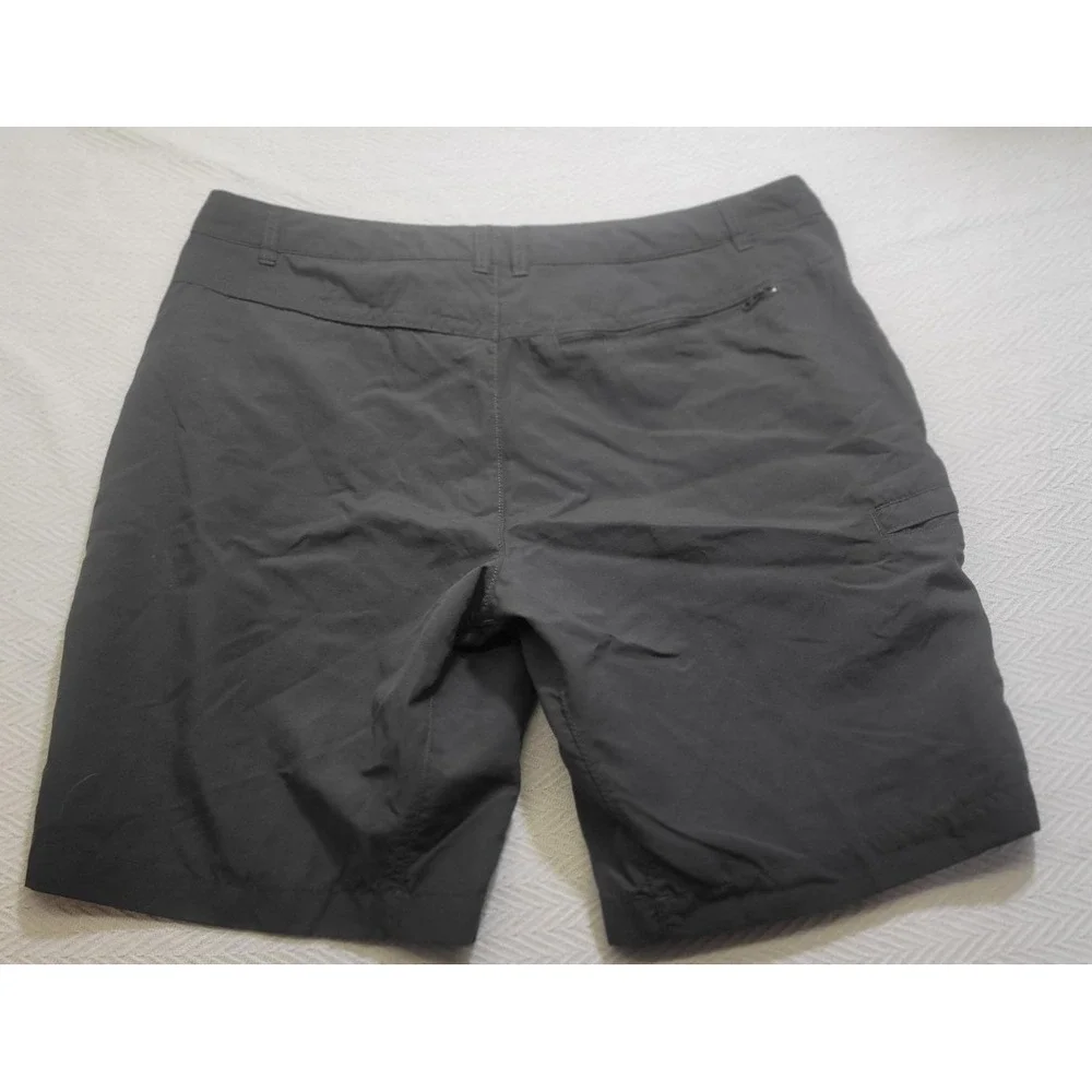 The North Face Shorts Men's 40 Black Nylon Ripstop Cargo Hiking Outdoor Regular